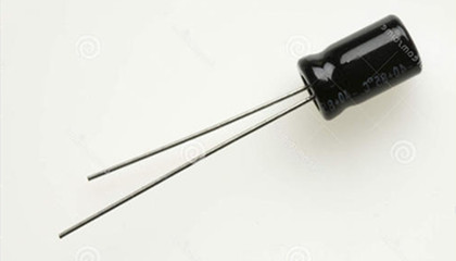 如何維護和保養運行中的CBB61啟動電容器？