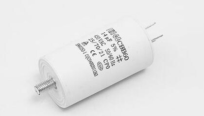 如何檢查油煙機電容器的電容量？